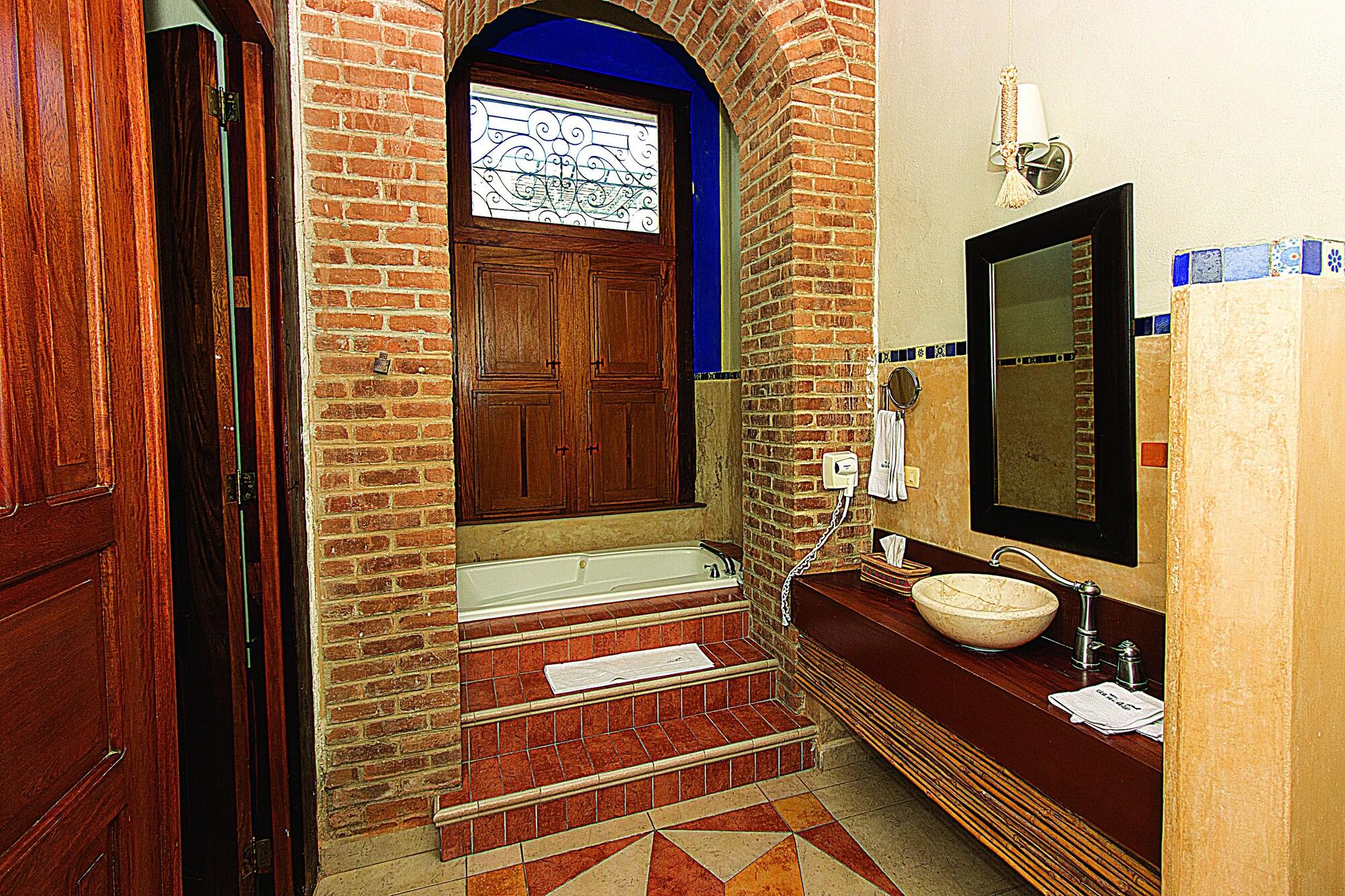 Hotel Boutique Casa San Angel (Adults Only) Merida Exterior photo